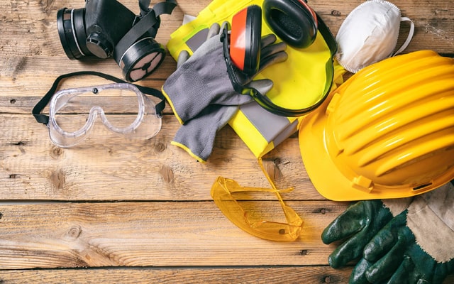 Safety Guidelines to Keep Your Kids Safe on Your Backyard Playground Equipment